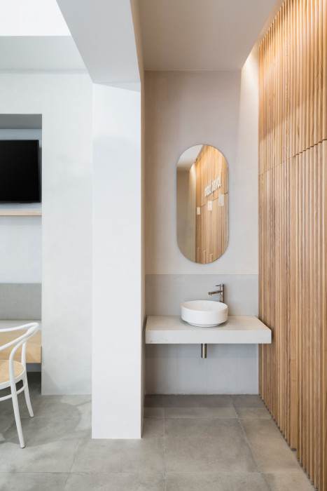 Loving bistro Letná, esté architekti