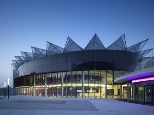 Kongresové centrum ve Zlíně, AI - DESIGN (Eva Jiřičná, Petr Vágner), 2002-2011.