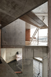 Proces výstavby (Rodinný dům nedaleko Olomouce, studio Malý Chmel)