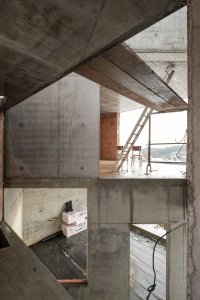 Proces výstavby (Rodinný dům nedaleko Olomouce, studio Malý Chmel)