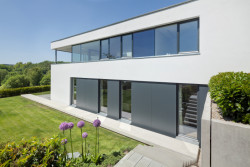 Silka je materiál, který umožní stavět mimořádně štíhlé konstrukce a získat velkorysý vnitřní prostor.