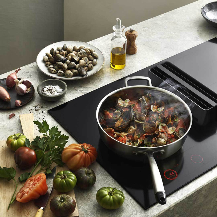 Celsius°Cooking™ zajistí, že se jídlo už nepřipálí ani nerozvaří.