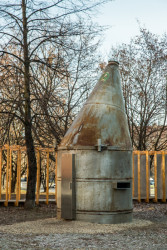 Jakub Kochman navrhl pro vytvoření útulny využít staré silo © Kristýna Padrtová