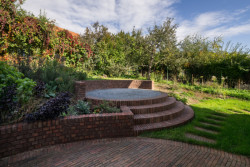 Rekonstrukce prvorepublikové vily v Praze od No Architects