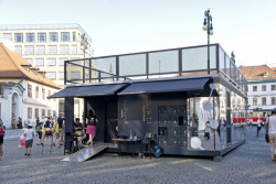 Kavárna POTMĚ, Praha.