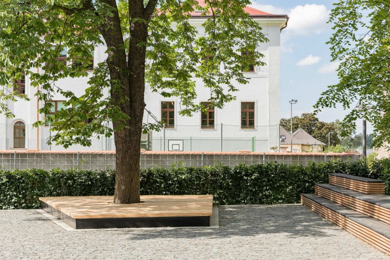 Revitalizace Vrchlického sadů v Klatovech, CHVOJKA / architekt,