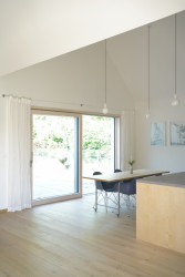 Dom Marchegg, Michal Vacho, Jaro Krobot / interiér Eva Kudláčová