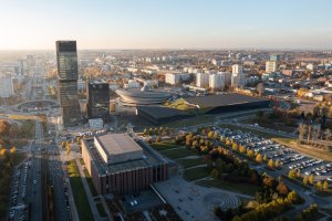 Kulturní zóny Katovic má novou dominantu. Studio Medusa group realizovali mrakodrap a kancelářský komplex .KTW