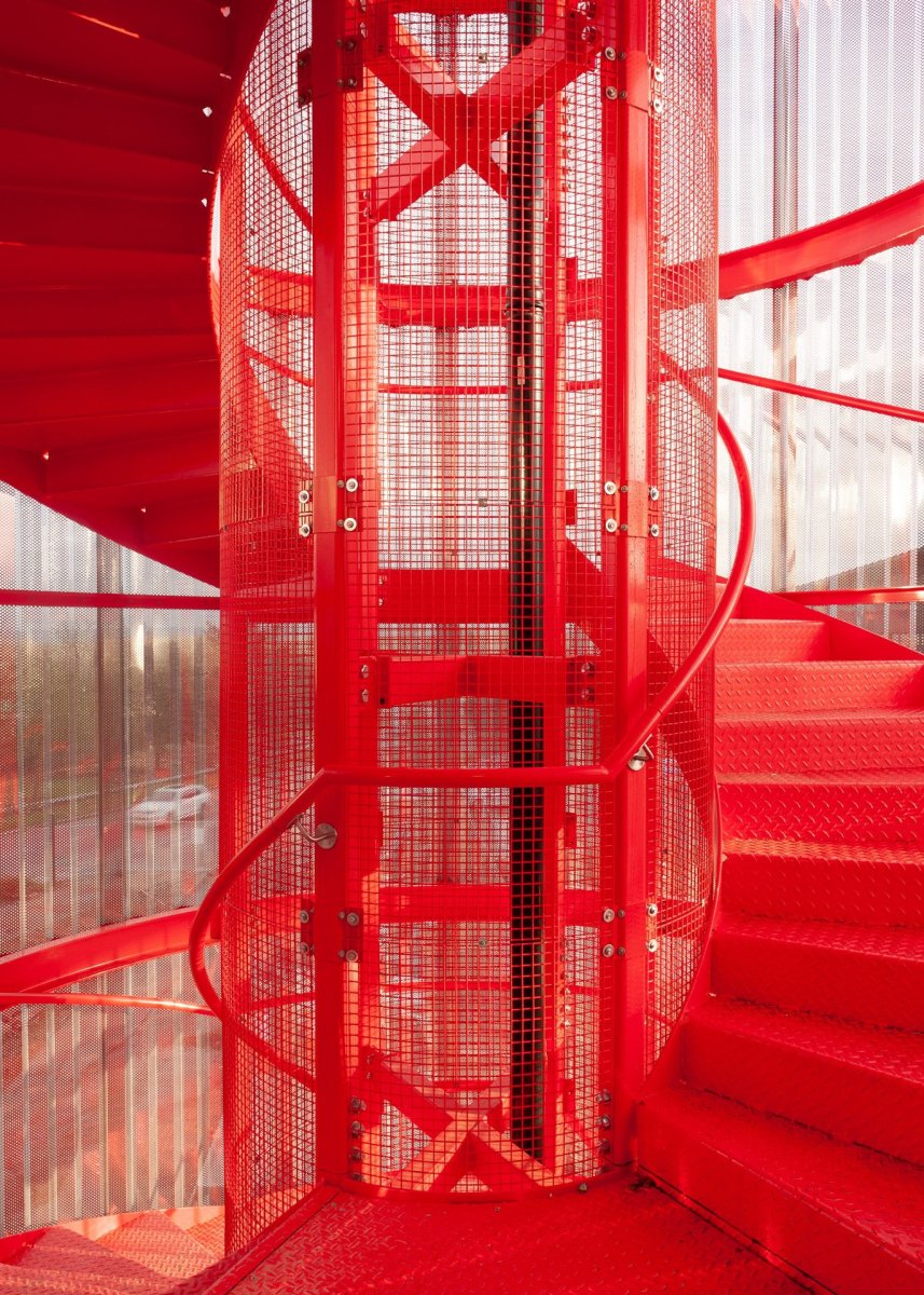 MK Gallery, 6a architects: z dobové palety barev