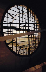 Zdeněk Lukeš, náměstí Jiřího z Poděbrad, chrám Nejsvětějšího Srdce Páně, rampa – foto