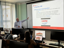 Součástí programu byla také přednáška Ing. Jiřího Knapa, prezidenta IFMA CZ na téma Facility managementu, který v kontextu nasazení CAFM systémů během správy budov a staveb zdůraznil výhody metody BIM při jejich implementaci.