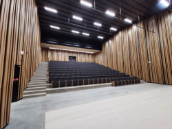 City Campus Ostrava, Klastr umění, KANIA a.s.: Interiér hudebního sálu