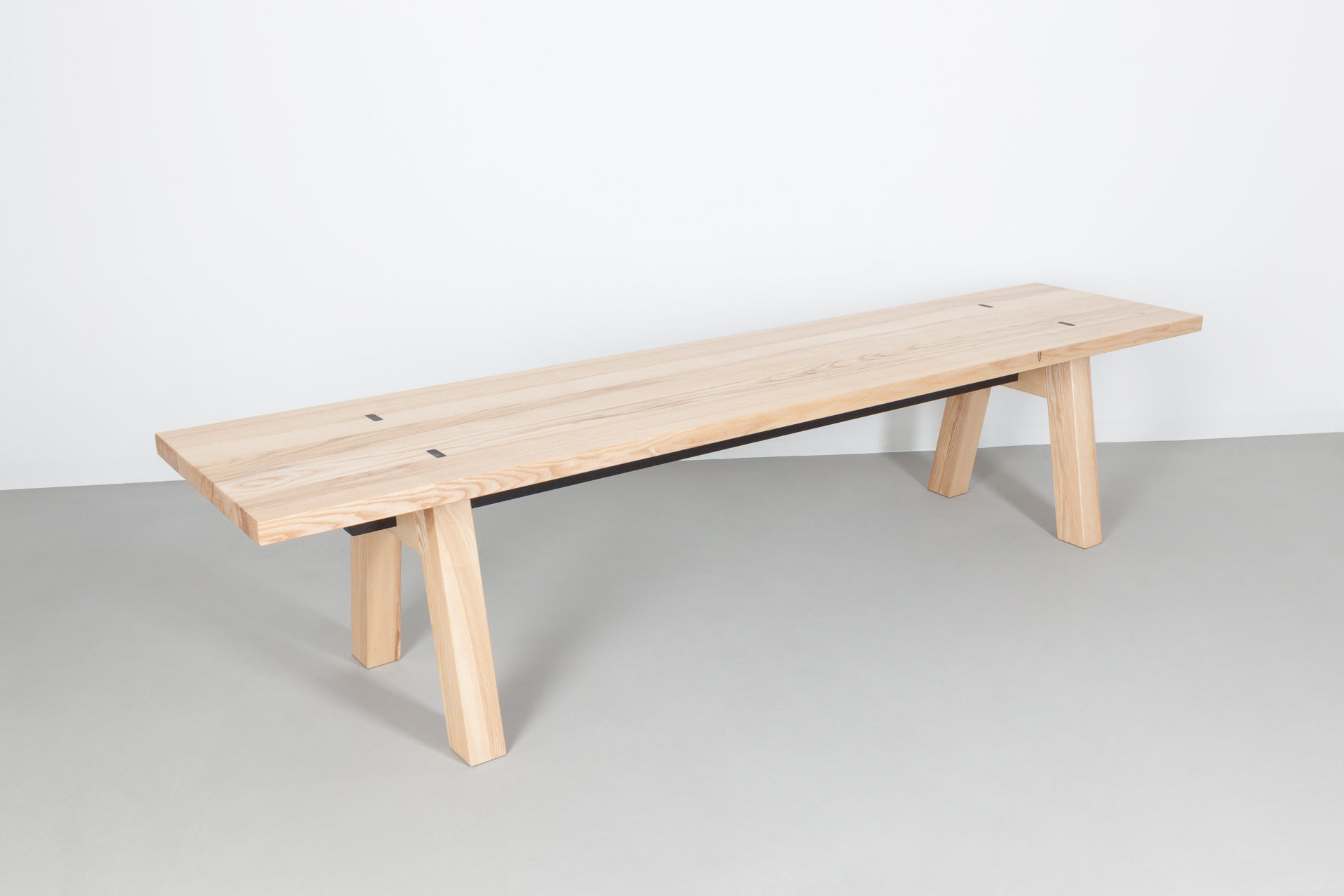 Lavice TAK od PROFIL NÁBYTEK