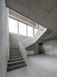 V Šeberově mají novou základní školu. Navrhlo ji studio ADR.