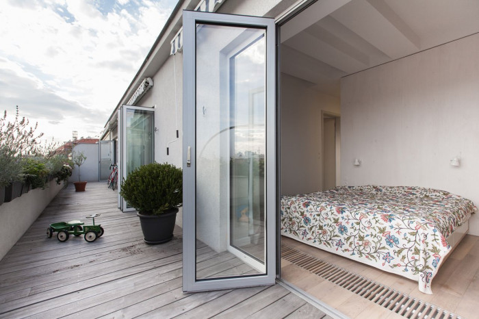 Lenka Míková Architect, Malý penthouse v Praze – foto