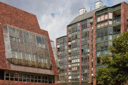 Banka na Smíchově, ateliér Gama Karla Pragera, 1977-1992