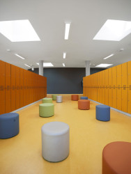 Studio Grulich architekti realizovalo v Líbeznicích pavilon základní školy.