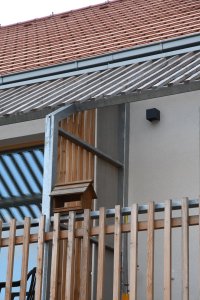 Komunitní dům pro seniory v Holasovicích, City Upgrade: Balkon nebo zahrádku a také velká okna má každý seniorský byt, těch je v domě 14