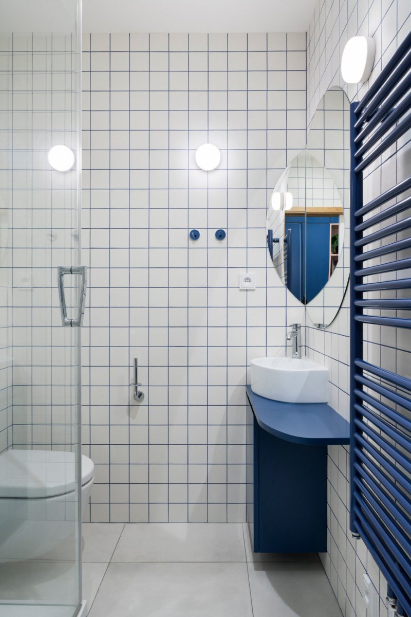 Rekonstrukce interiéru žižkovského mezonetu v Praze od No Architects