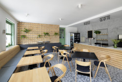 Zrekonstruovaný penzion v Hřensku od architektek z ateliéru Ykony