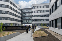 Mladoboleslavská Škoda Auto má nový administrativní objekt. Navrhli ho architekti ze studia ATP ARCHITEKTEN INGENIEURE.