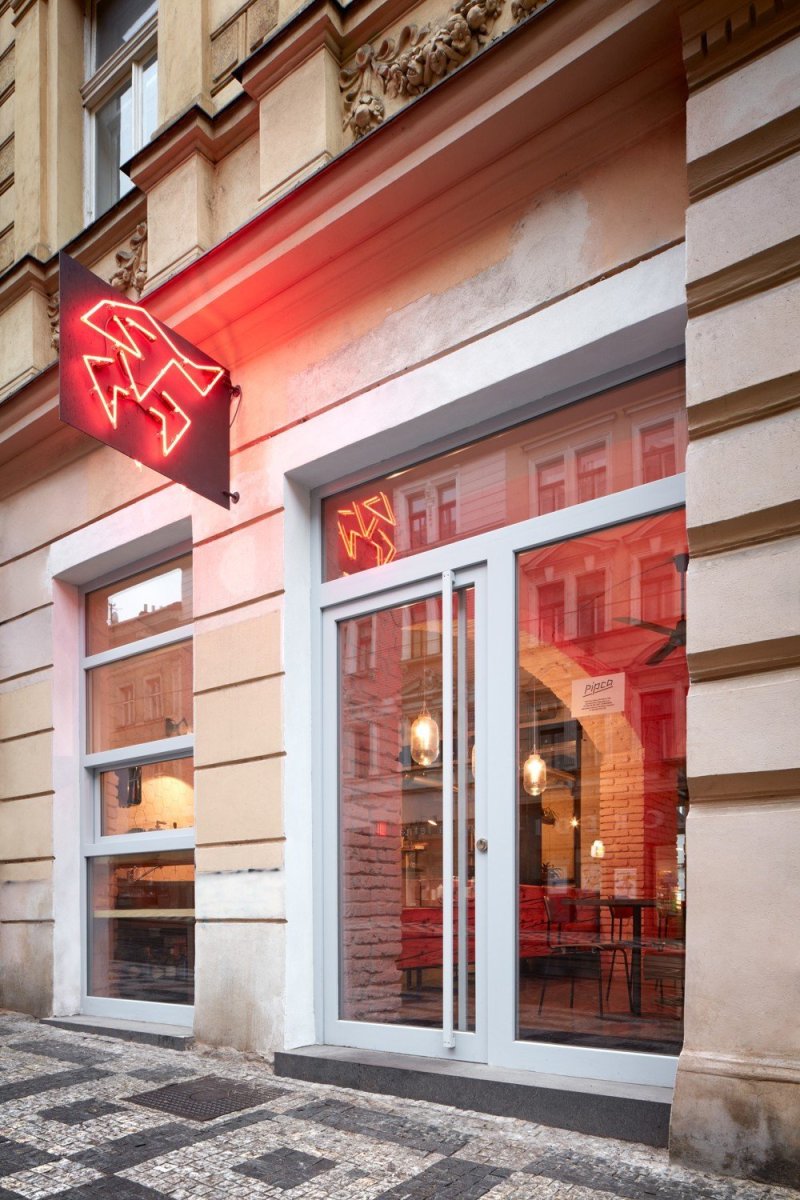 Street food bistro Pipca, mar.s architects