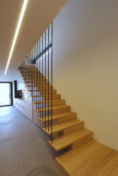 Chata PS ve slovenské obci Plavecký Štvrtok, Hantabal architekti