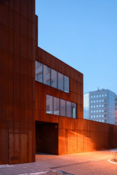 Obytný soubor SBM Torwar Solec/Ludna ve Varšavě, Kuryłowicz & Associates.