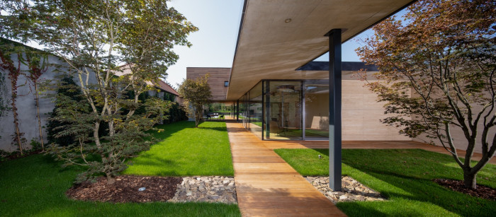 Rodinný dům v Průhonicích od Kamil Mrva Architects