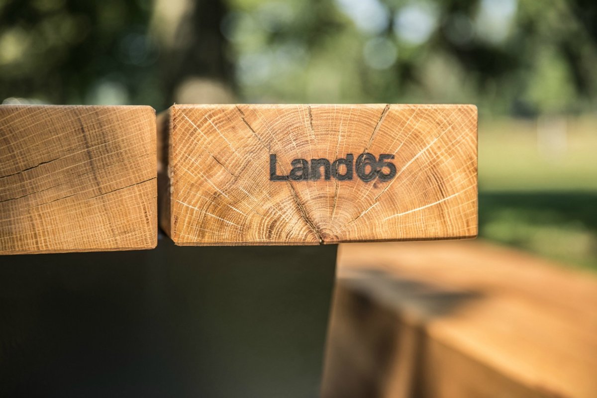 Pilotní projekt piknikových míst v pražské Stromovce, Land 05 / Martina Forejtová