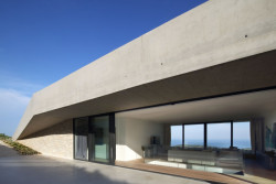 Víkendová vila Issa Megaron na chorvatském ostrově Vis, architekt Davor Matekovic