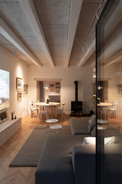 Rekonstrukce přízemního bytu, What architects