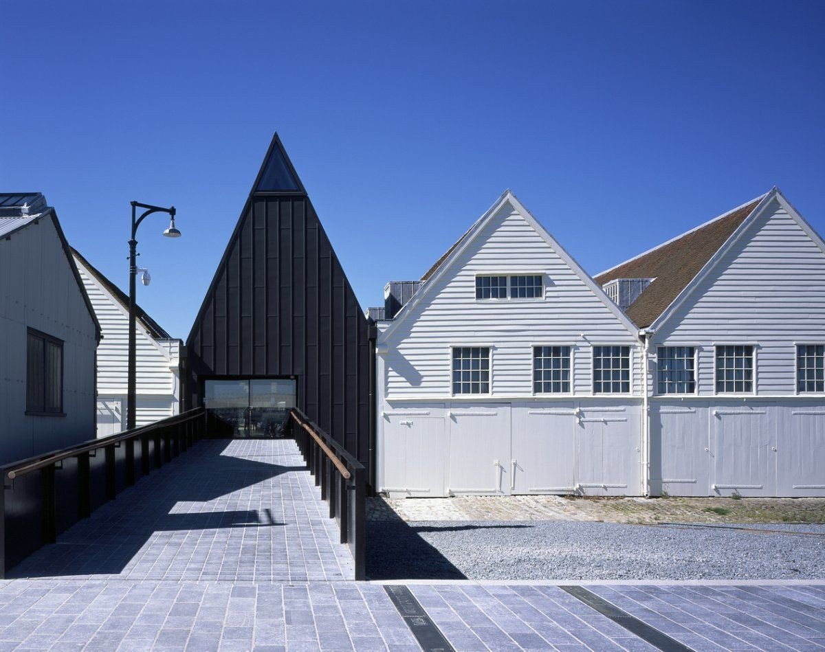 Command of the Oceans, Baynes and Mitchell Architects