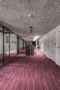 Pohled do interiéru (Administrativní budova Fortemix v Paskově od PROJEKTSTUDIO)