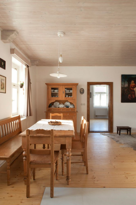 skvadra architekti, Rekonstrukce jihočeské usedlosti - foto