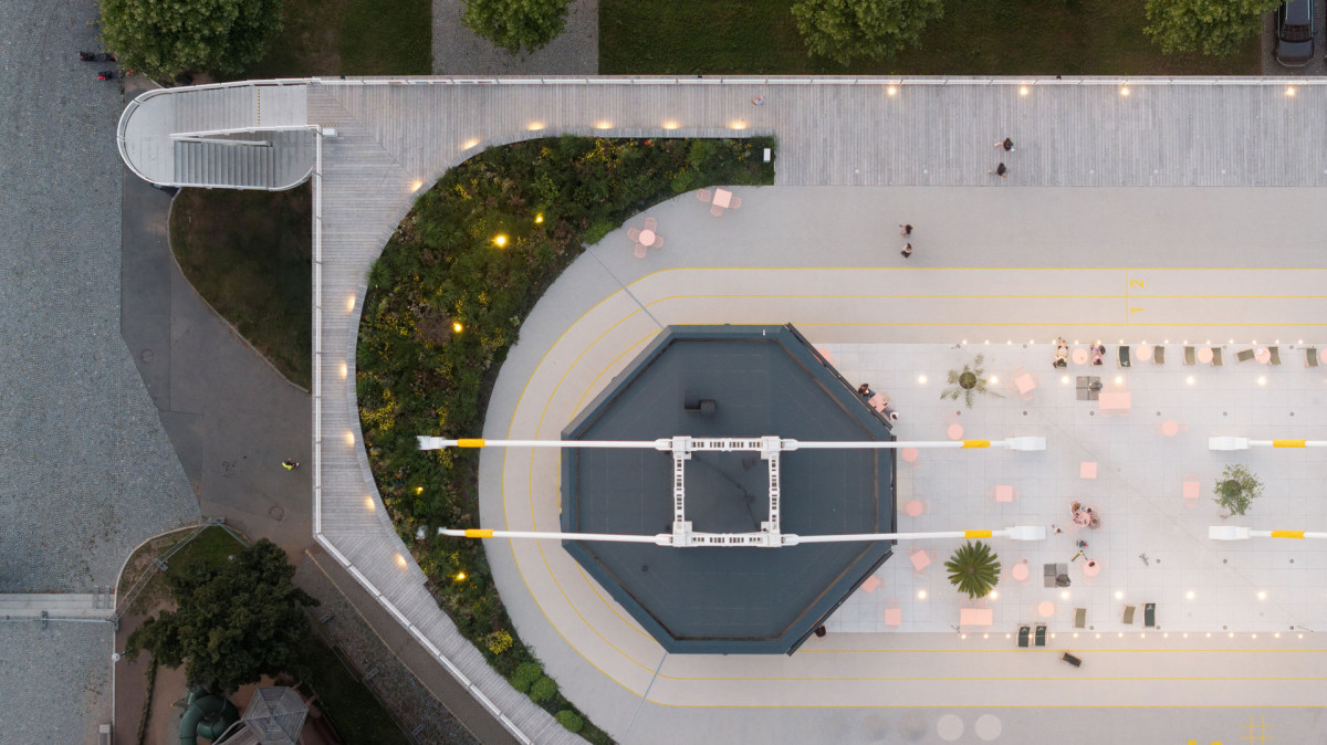 Terasy Křižíkových pavilonů (Rekonstrukce teras Křižíkových pavilonů; SOA architekti)
