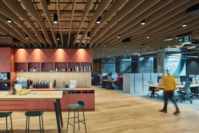 Kanceláře Slovensko, atypická verze svítidla Sineli