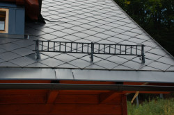 Skládaná střešní krytina - Česká šablona Horal, příklad použití - foto