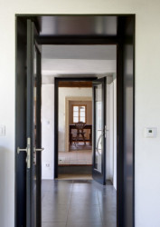 ov-a, Rekonstrukce chalupy v Tupadlech – foto