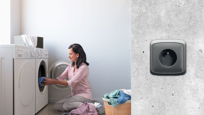 Zásuvka Tango - kouřově šedá