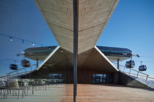 Zázemí rekreačního areálu Bachledka, Compass architekti/ Juraj Benetin, Matej Grébert, Roman Janata