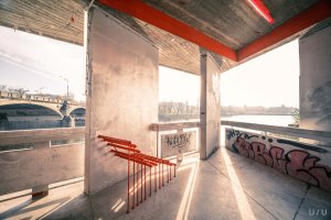 Vltavská Underground 2, U/U studio: Podchod nabízí ikonické výhledy na staré město