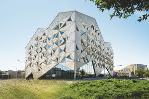 Schüco vydala druhou zprávu o udržitelnosti, projekt Juvelen ve švédské Uppsale.