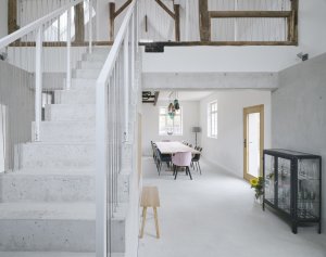 Architekt Marc Flick zrekonstruoval zchátralý dvůr v západním Německu