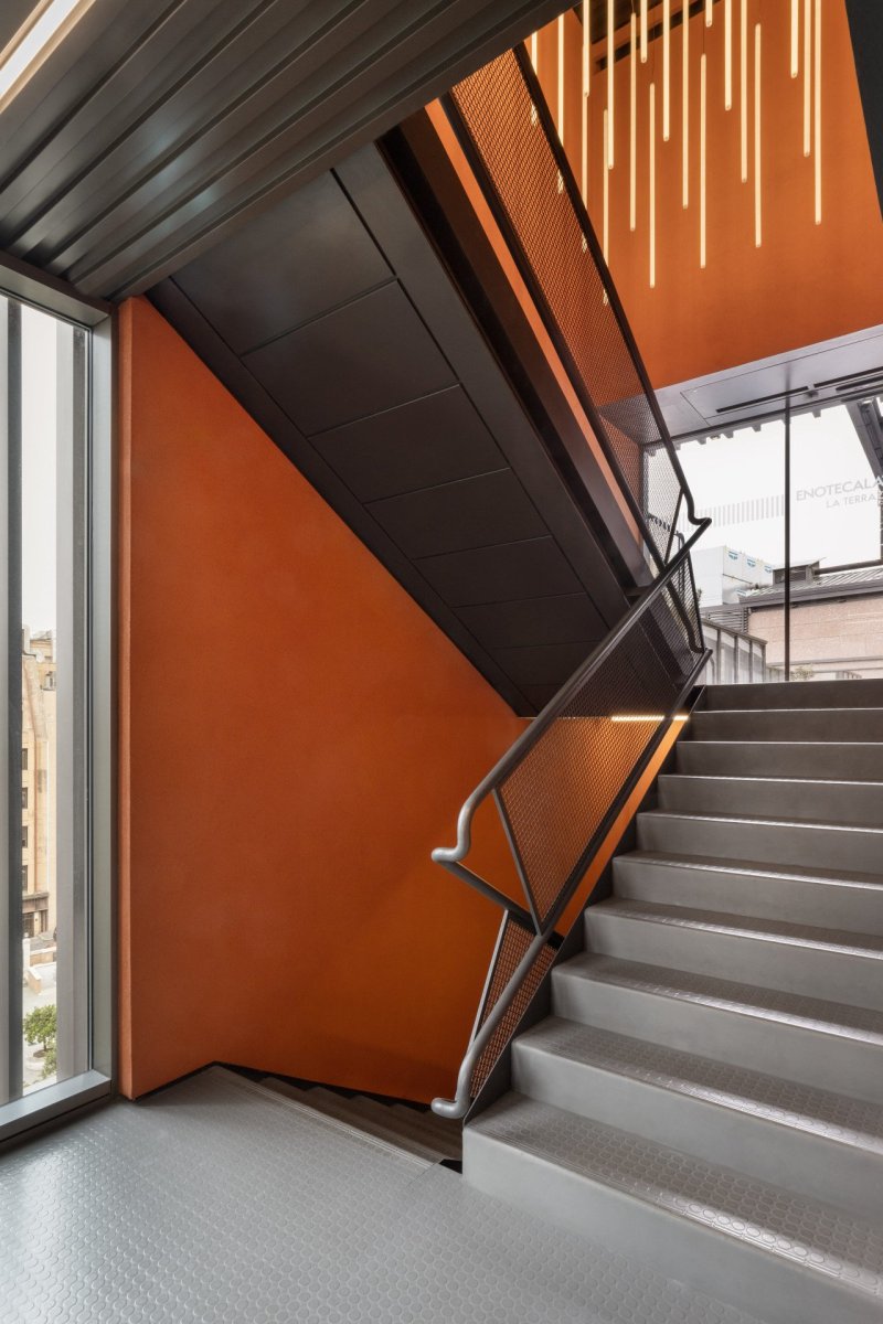 Detail zábradlí (Rekonstrukce obchodního domu La Rinascente, studio 2050+)