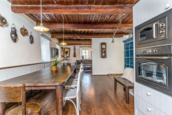 Rekonstrukce interiéru kamenné chalupy od 3K Architects