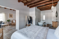 Butikový hotel Mezi plůtky, Daniela Hradilová