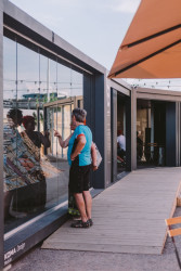 KAM, Modulární čekárna, Brno - foto