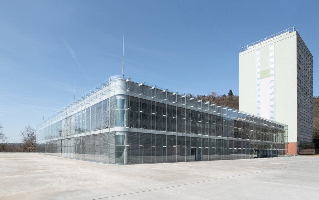 Fakulta humanitních studií UK a přestavba menzy koleje 17. listopadu od studia Kuba & Pilař architekti, realizace 2020