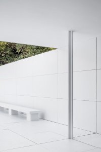 Mies Missing Materiality